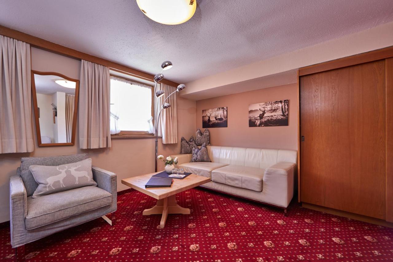Landhotel Zum Bad Krun Bagian luar foto