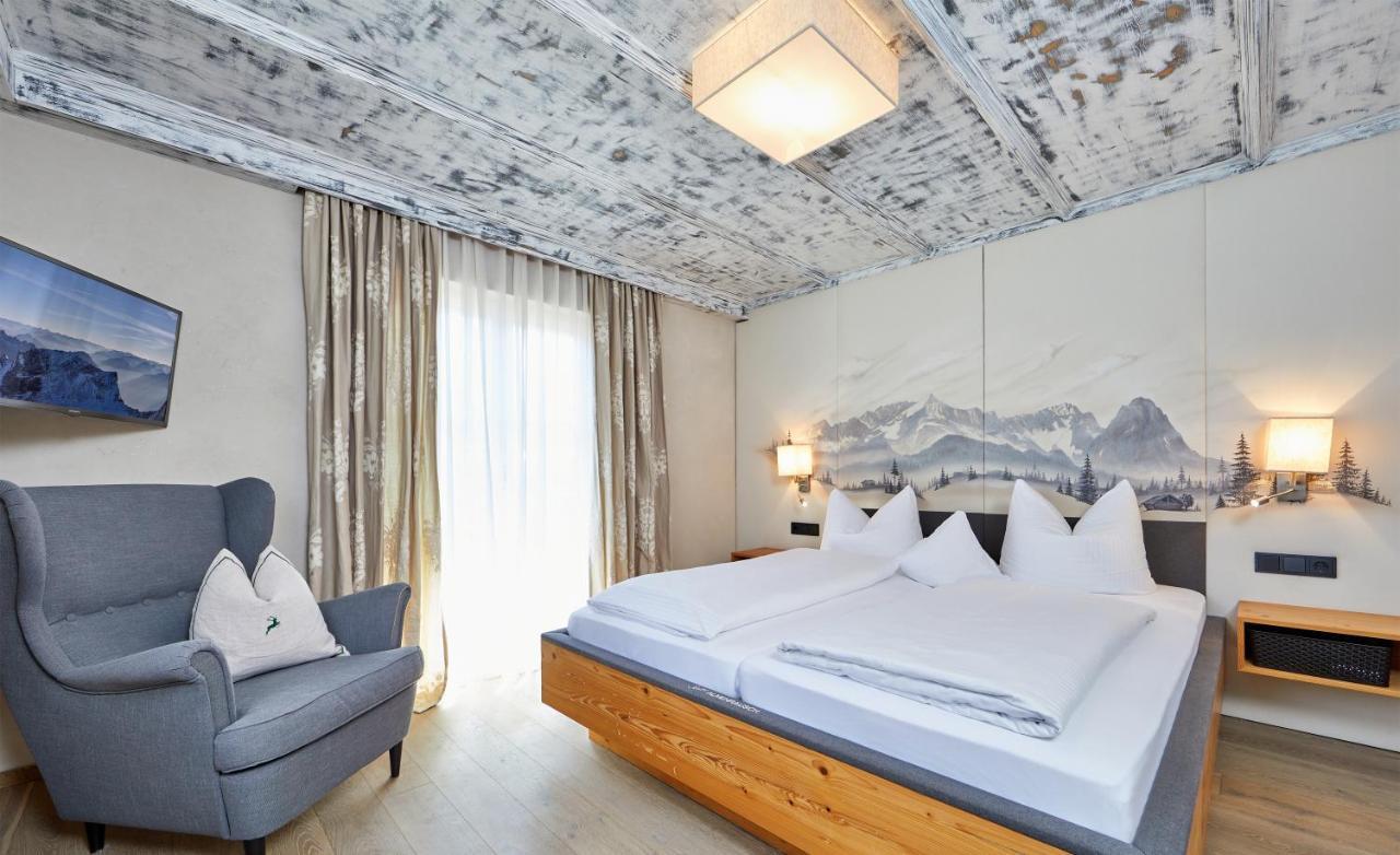 Landhotel Zum Bad Krun Bagian luar foto