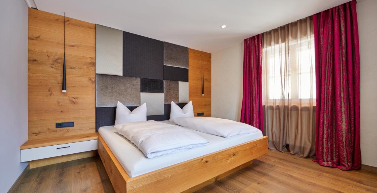 Landhotel Zum Bad Krun Bagian luar foto