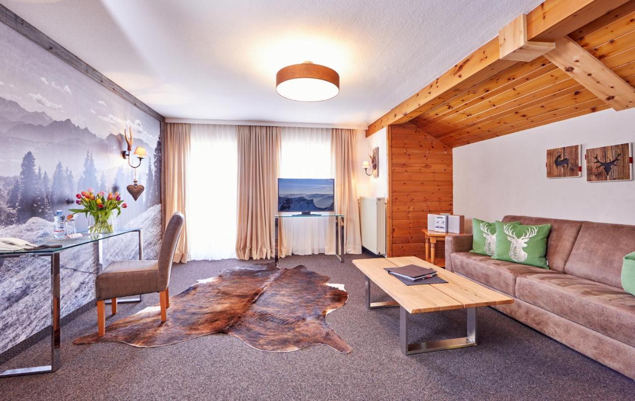 Landhotel Zum Bad Krun Bagian luar foto