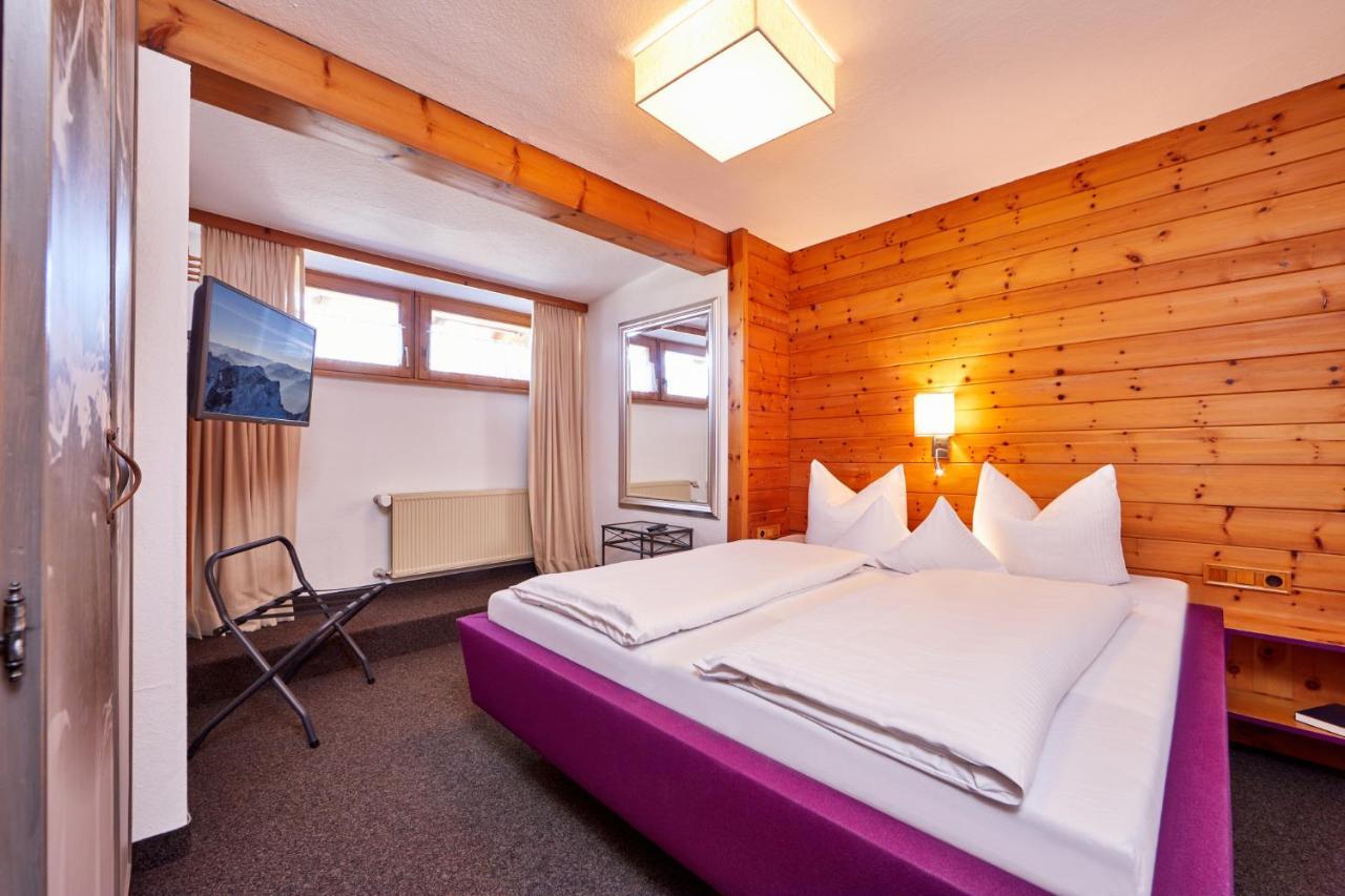 Landhotel Zum Bad Krun Bagian luar foto