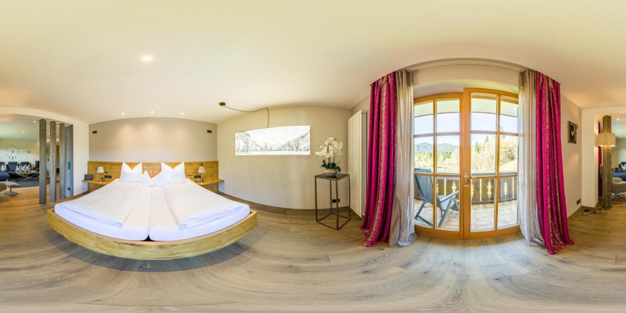 Landhotel Zum Bad Krun Bagian luar foto